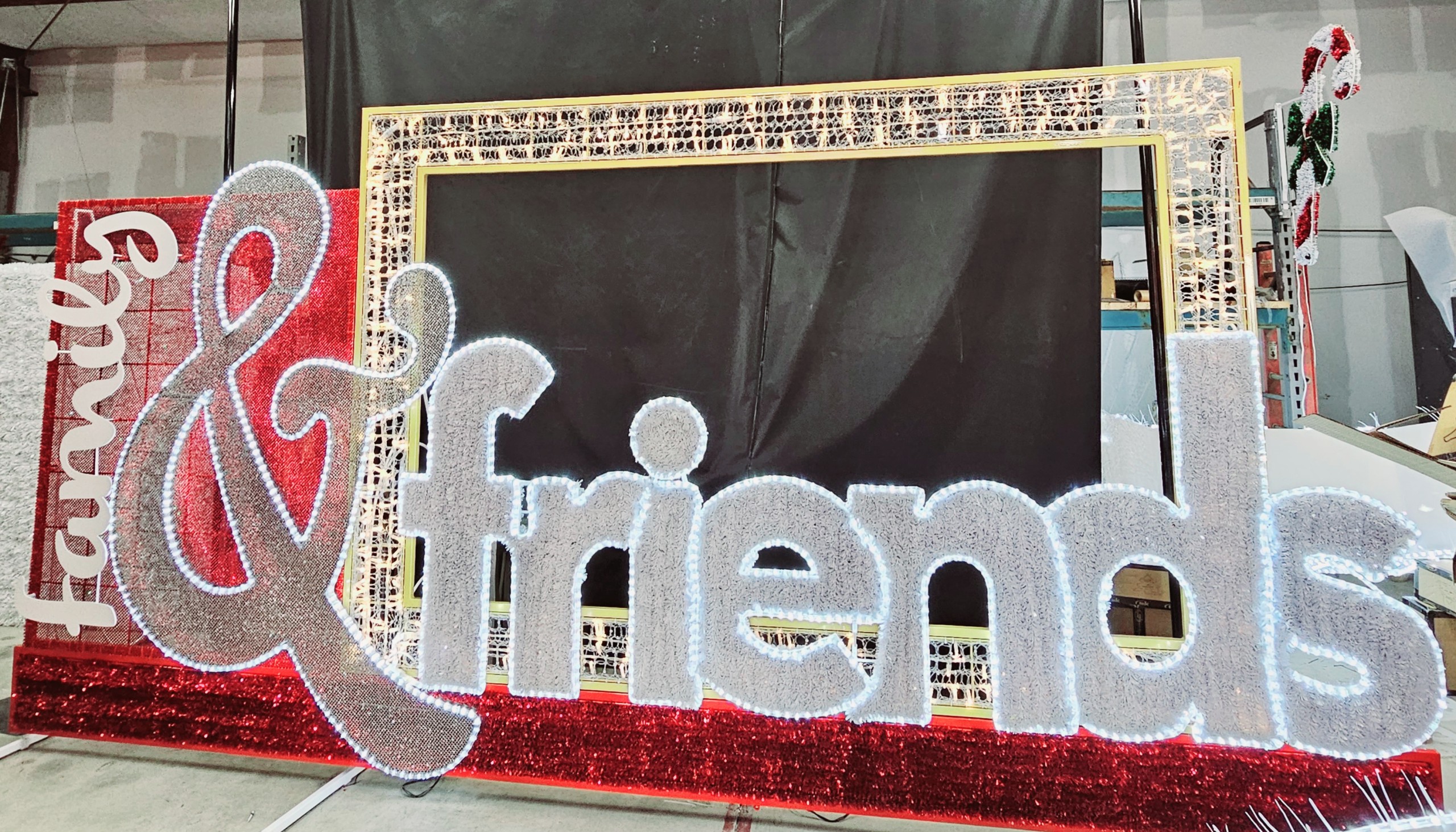 Family & Friends Photo Op Frame by Carpenter Decorating Co